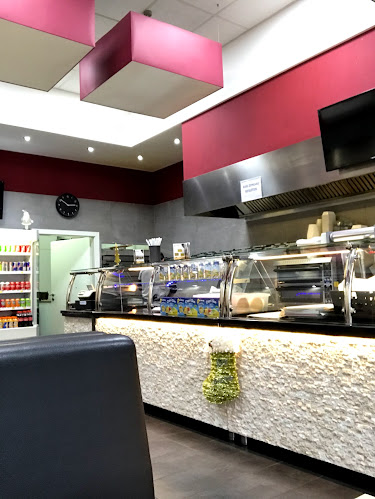 Comentarii opinii despre Baronie Doner Place