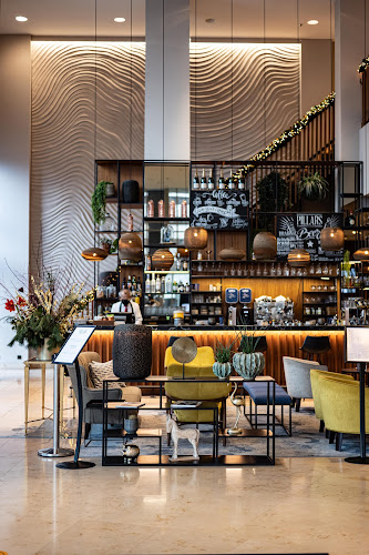 Pillars Bar & Kitchen