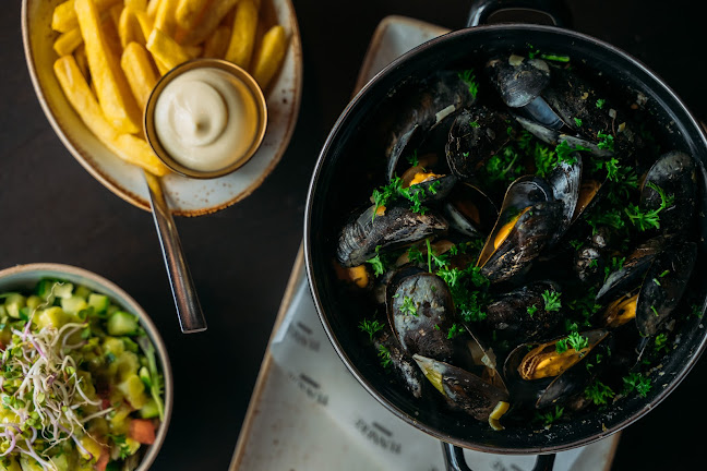 Het Dorp 148, 5384 ME Heesch