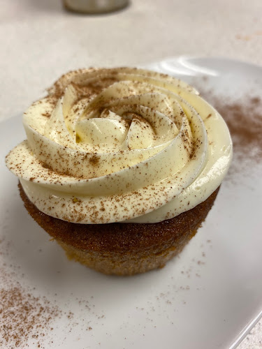 Comentarii opinii despre Pita Delicatessen Cakes