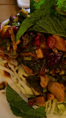 Khaosaan Road - Real Spicy Thai food Den Haag อาหารไทย The Hague - Den Haag