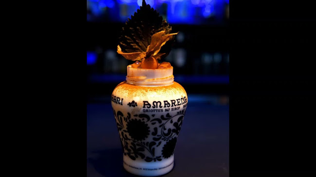 Opinii despre Labyrinth Cocktail Soul Food & Poetry Bar în Amsterdam - Horeca