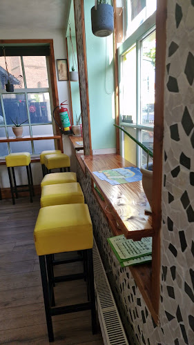 De IJsgalerij Phone number