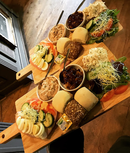 Opinii despre 't Menneke eten en drinken în Eersel - Horeca