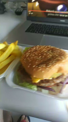 Comentarii opinii despre Plaza Snackbar & Cafetaria