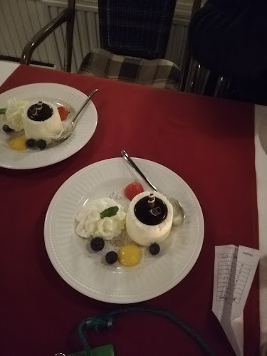 Restaurant en Café Ponderosa Phone number