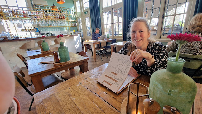 Comments and reviews of De Smaeckkamer