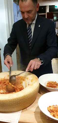 Reviews of Momenti in Brielle - Horeca