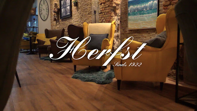 Opinii despre Banketbakkerij Herfst Tearoom Chocolade Siroopwafels Gebak Taart în Gouda - Horeca