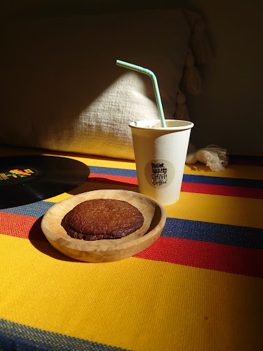 Opinii despre Chiva Coffee în Den Haag - Horeca