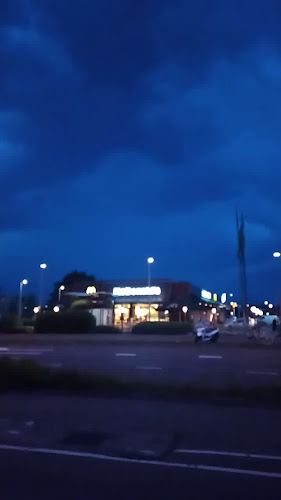 Comentarii opinii despre McDonald's Eindhoven Noordbrabantlaan