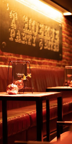 Comentarii opinii despre 'T Hoekje - Party & Bites