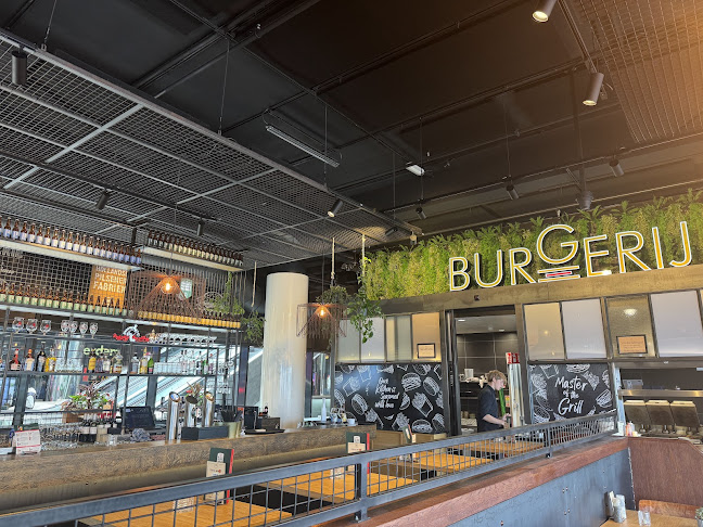 Comentarii opinii despre Burgerij