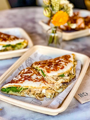 Opinii despre Tapi 'n Bowls în Amsterdam - Horeca