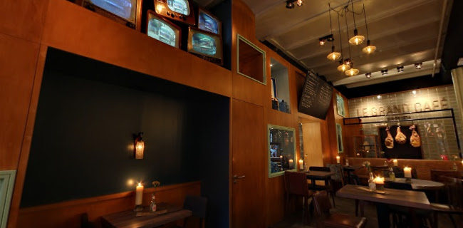 Comments and reviews of Le Grand Café