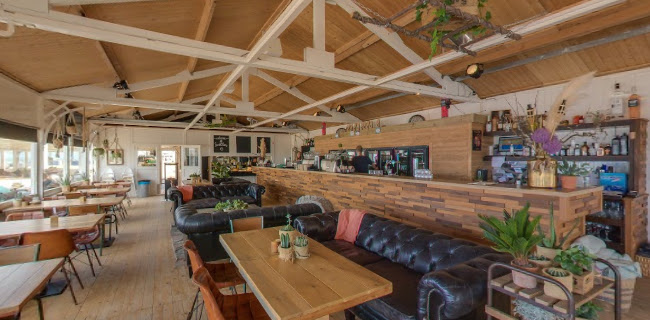 Strandpaviljoen SandCbar