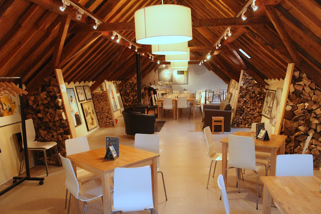 Daal en Bergselaan 11, 2565 AB Den Haag