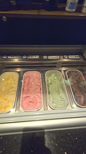 Opinii despre Fine Food Village în Elst - Horeca