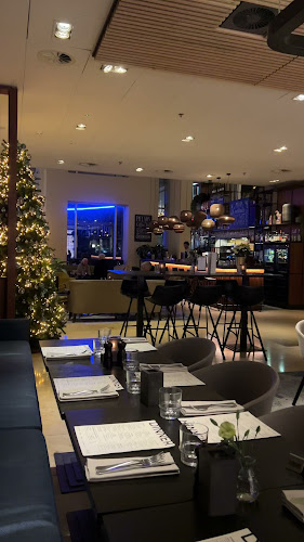 Comments and reviews of Pillars Bar & Kitchen