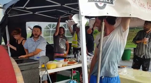 Comentarii opinii despre De Pizzamobiel