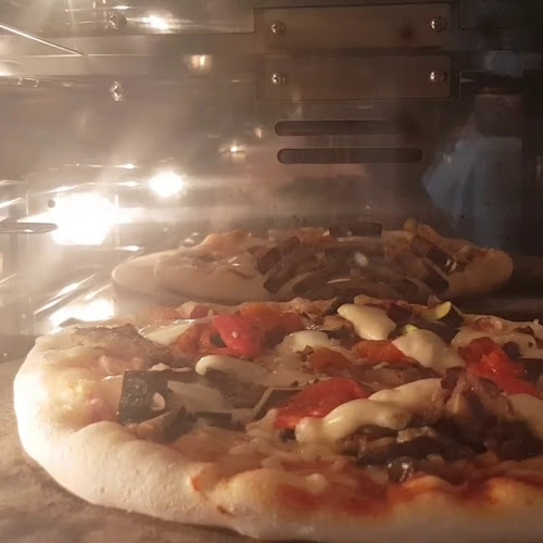 Opinii despre De Pizzamobiel în Tilburg - Horeca