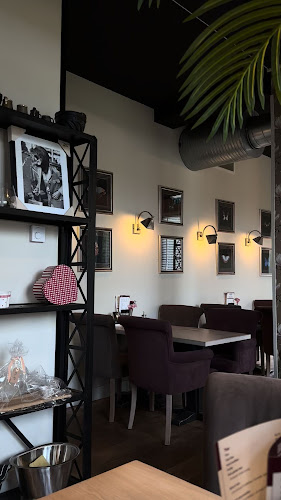 Opinii despre Brown's Lunchclub Veldhoven în Veldhoven - Horeca
