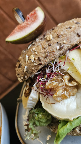 Comentarii opinii despre Lunchroom Steef