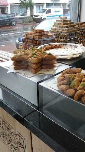 Opinii despre Tarboosh Sweets - Scheveningen în Den Haag - Horeca