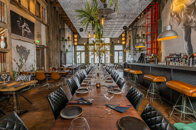 Opinii despre Old Dutch Sports Bar & Restaurant în Breda - Horeca