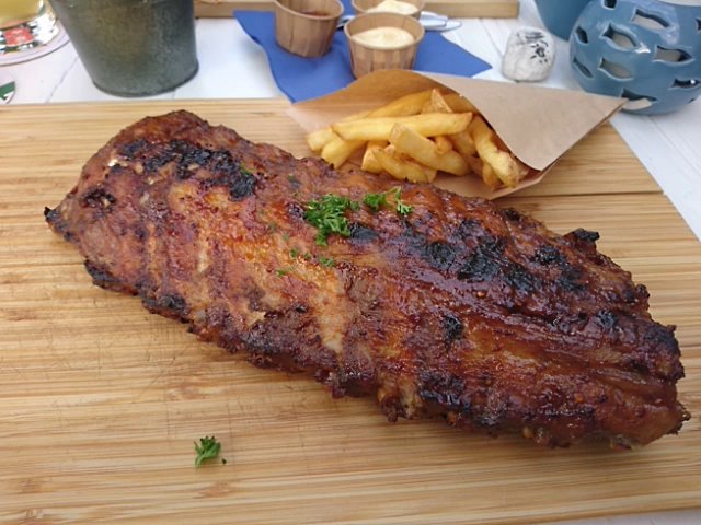 Opinii despre Eetcafé Surf-Inn în Scharendijke - Horeca