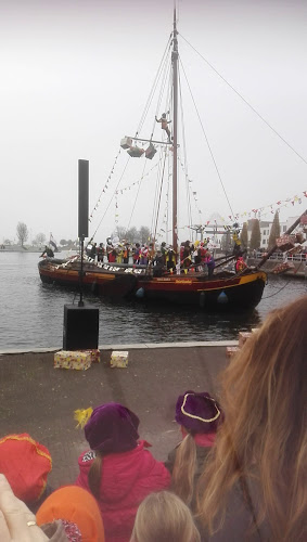 Comentarii opinii despre The Lux