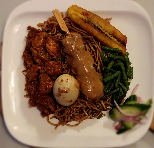 Opinii despre Surinaamse Snacks Sitara în Den Haag - Horeca