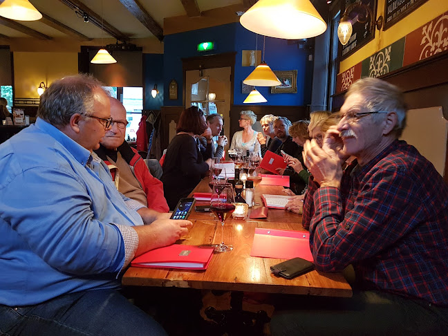 bar bistro Paolo's Open Times