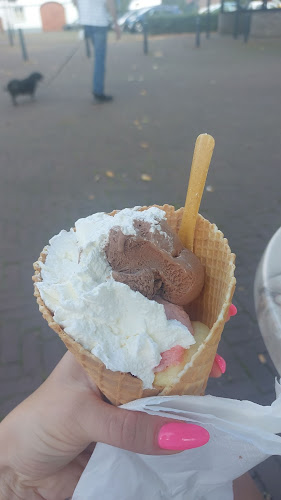 IJssalon Op de Douve - Horeca