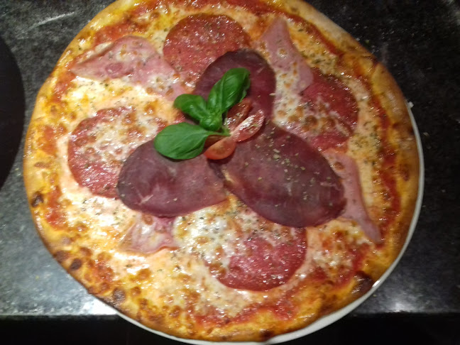 Grillroom Piramide Nieuwkoop - Horeca