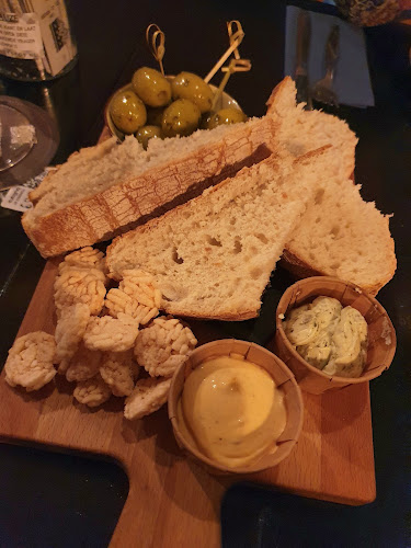 COMIQ | shared dining Phone number