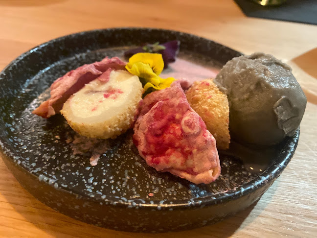 Grand Café Cascada Phone number