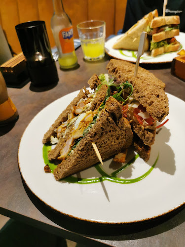 Opinii despre Brownies & downieS Emmen în Emmen - Horeca