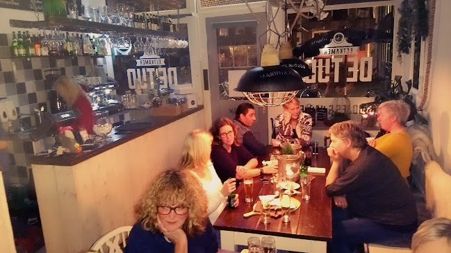 Comentarii opinii despre Eetkamer De Tijd