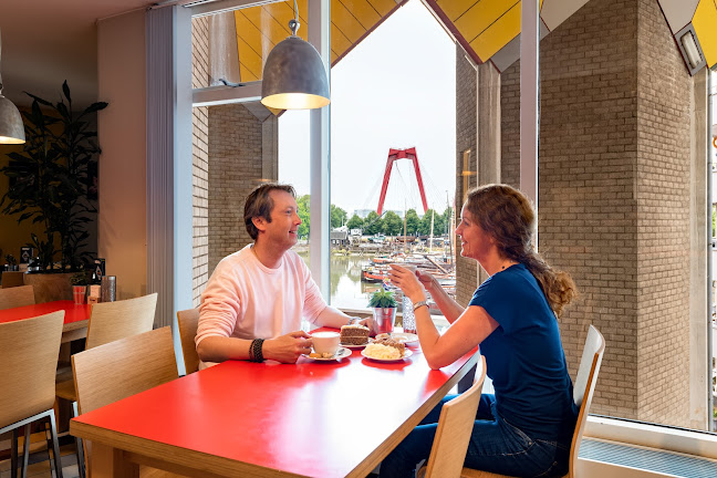 Comments and reviews of The Cube by Stayokay