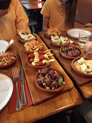 Las Tapas Phone number