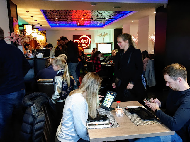 Sushi Oranje Phone number