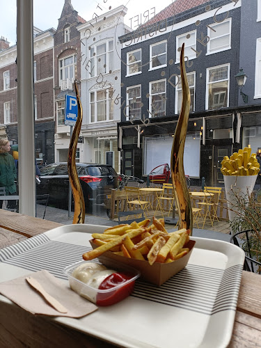 Comentarii opinii despre Friet District