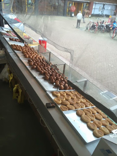 Comentarii opinii despre Mobron's gebak oliebollen kraam