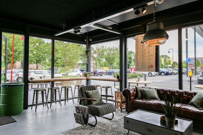 Comments and reviews of Cafetaria HappyFood Barneveld-Zuid