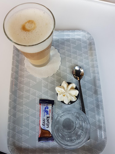 Comments and reviews of Zinn Voorburg