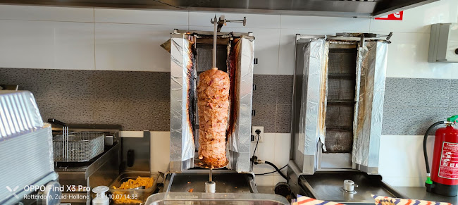 Schiedamseweg 78 B, 3025 AE Rotterdam, Nederland