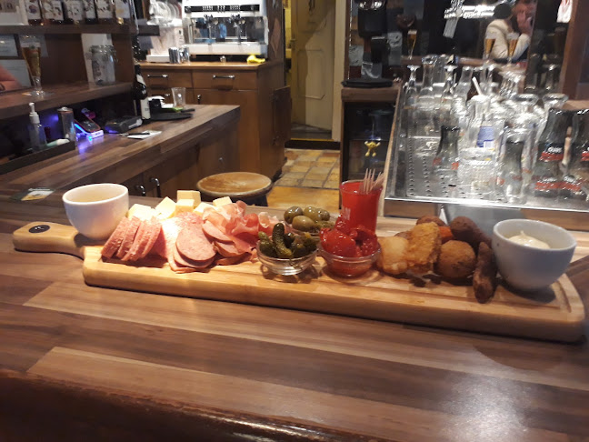 Opinii despre Café Restaurant Aan de Kirk în Horn - Horeca