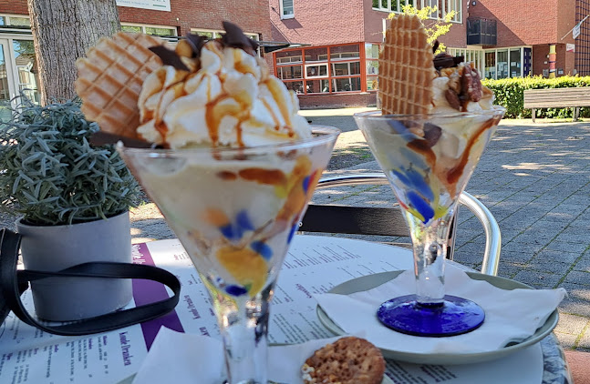 IJssalon Stientje Beekbergen - Beekbergen