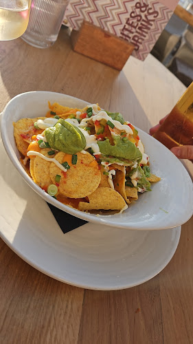 Alexander Beach Club